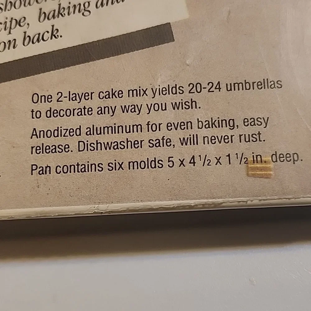 1994 Wilton Silver Mini Umbrella Baking Pan